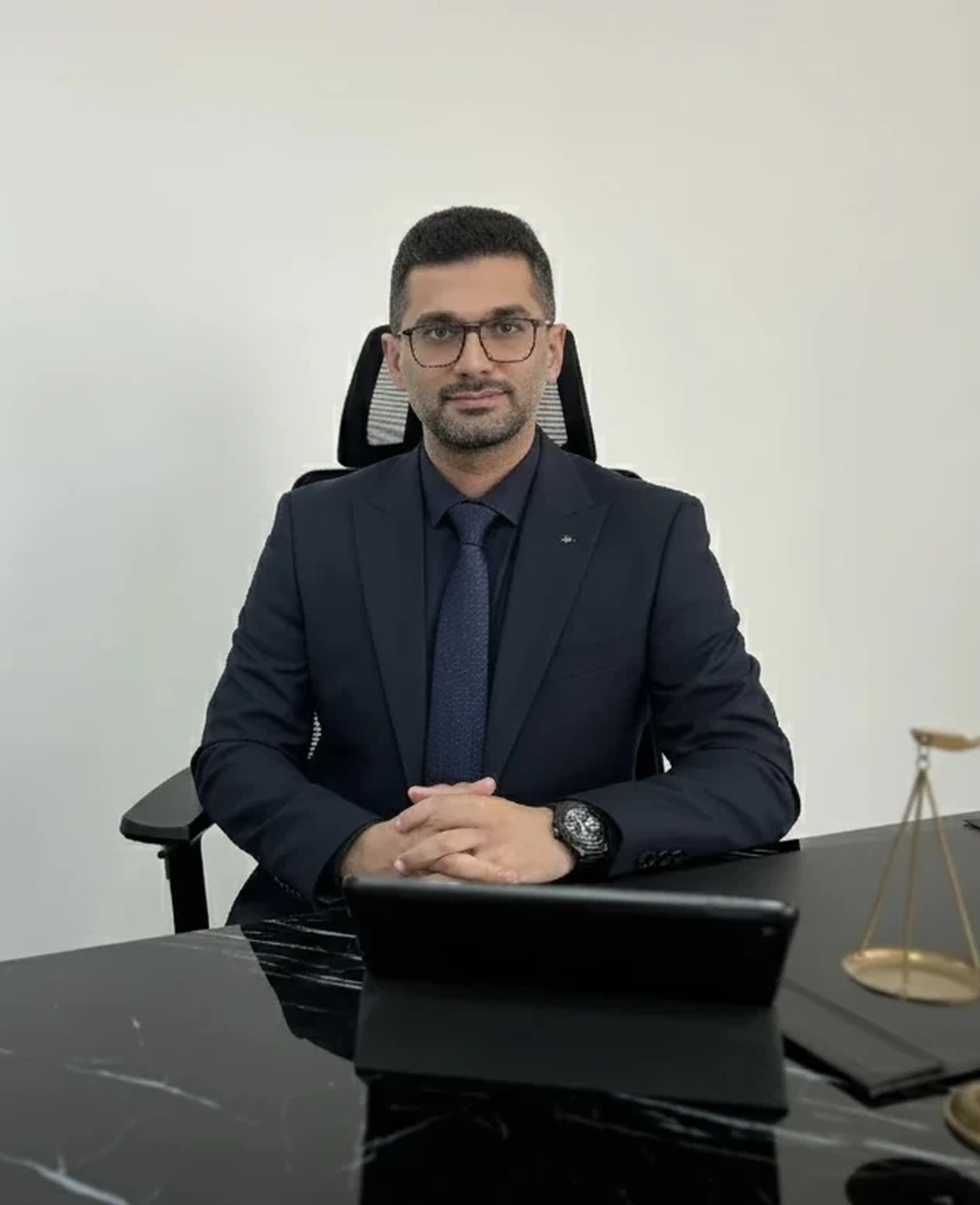 امید داوری